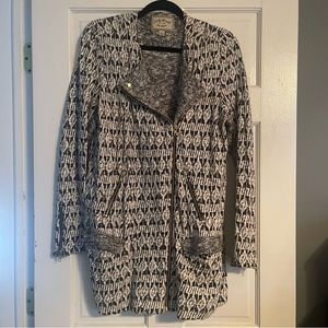 Lucky Brand Black & White Sweater Zip Up